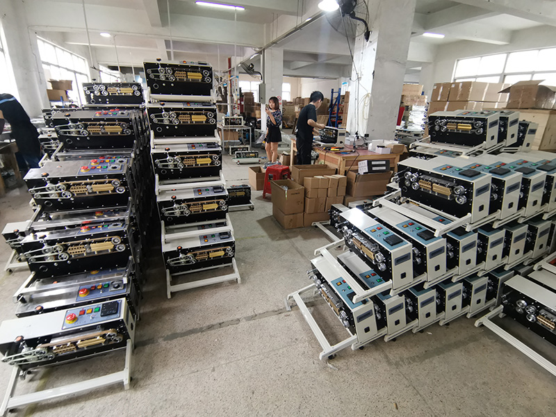 封口機(jī)廠房 封口機(jī)廠房